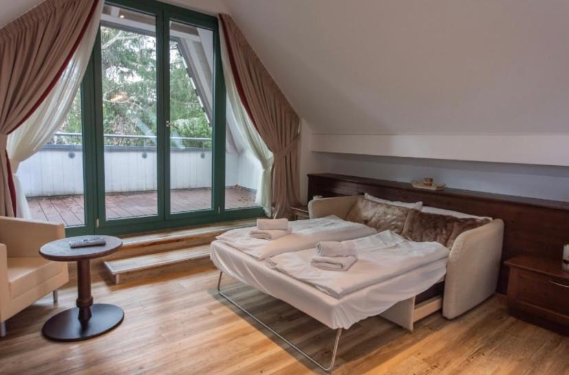 Hotel Restaurant Auerhahn Bad Wildbad Zewnętrze zdjęcie